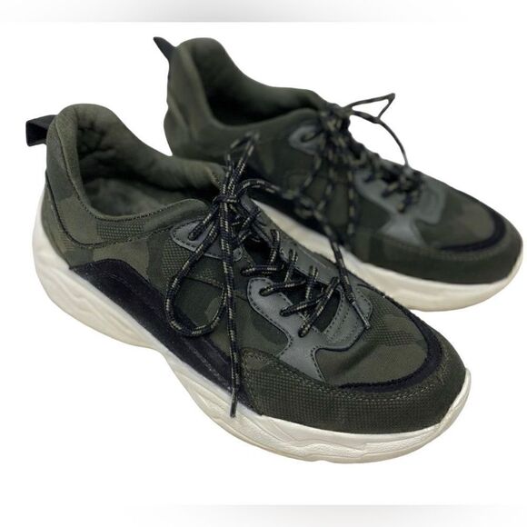 Steve Madden 8.5 Green Black Camo Shirli Lace-Up Sneakers - Picture 1 of 11